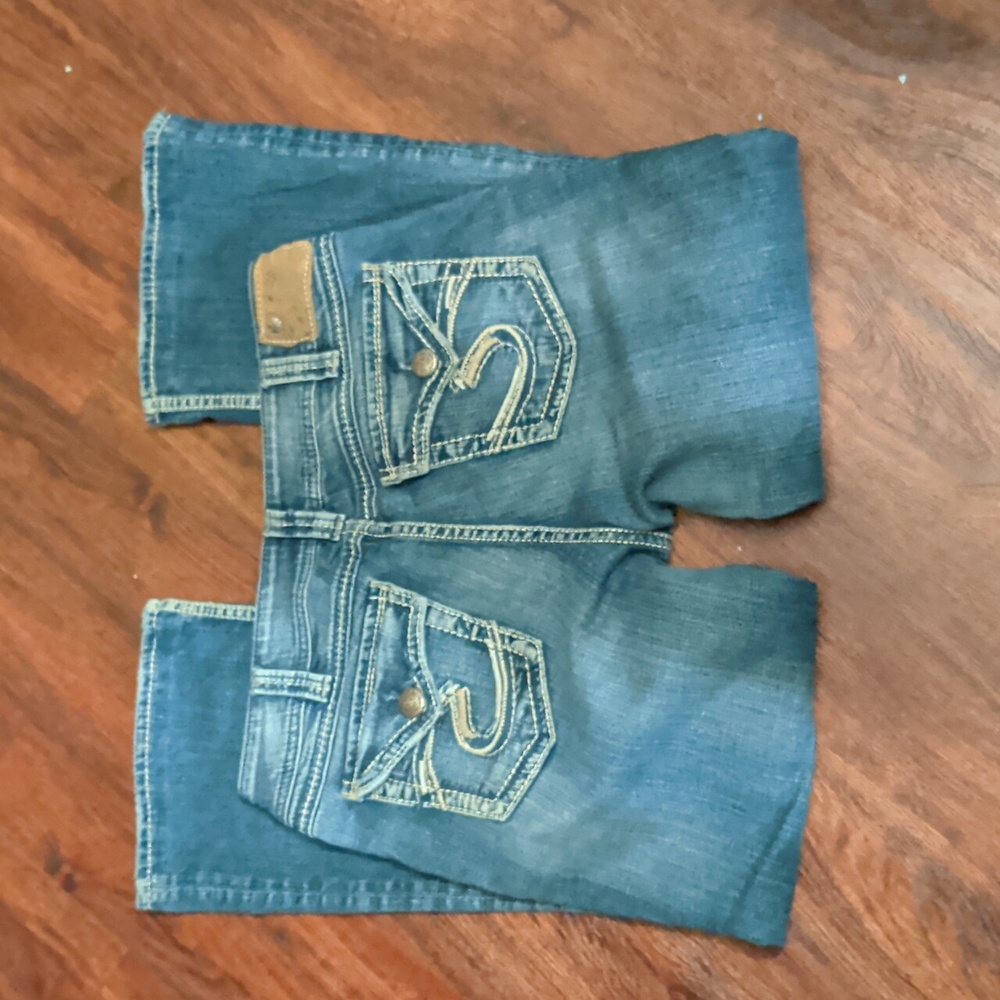 Silver Suki Jeans 32x32